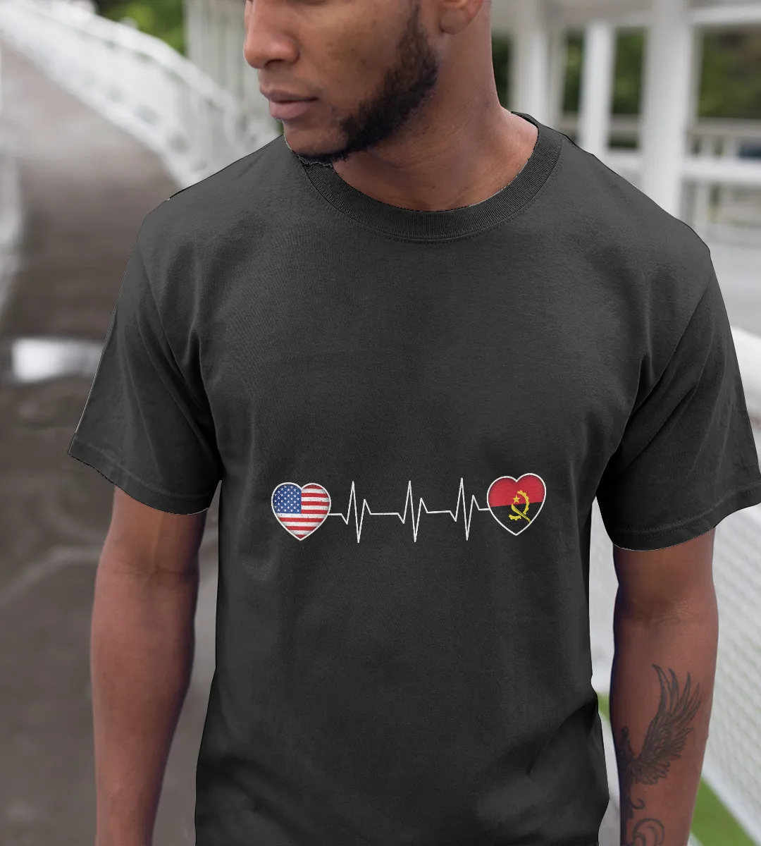 1sttheworld T-Shirt - Heartbeat Angola & USA Flag T-Shirt Black A35