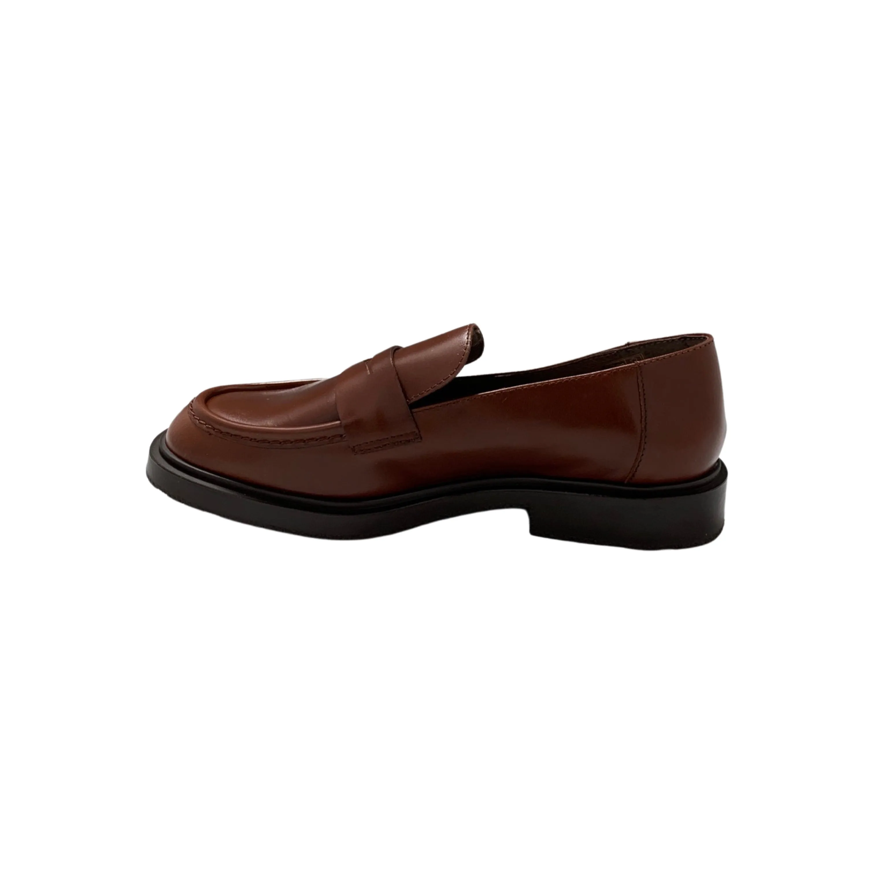 B9104 Marron Flat Moccasin