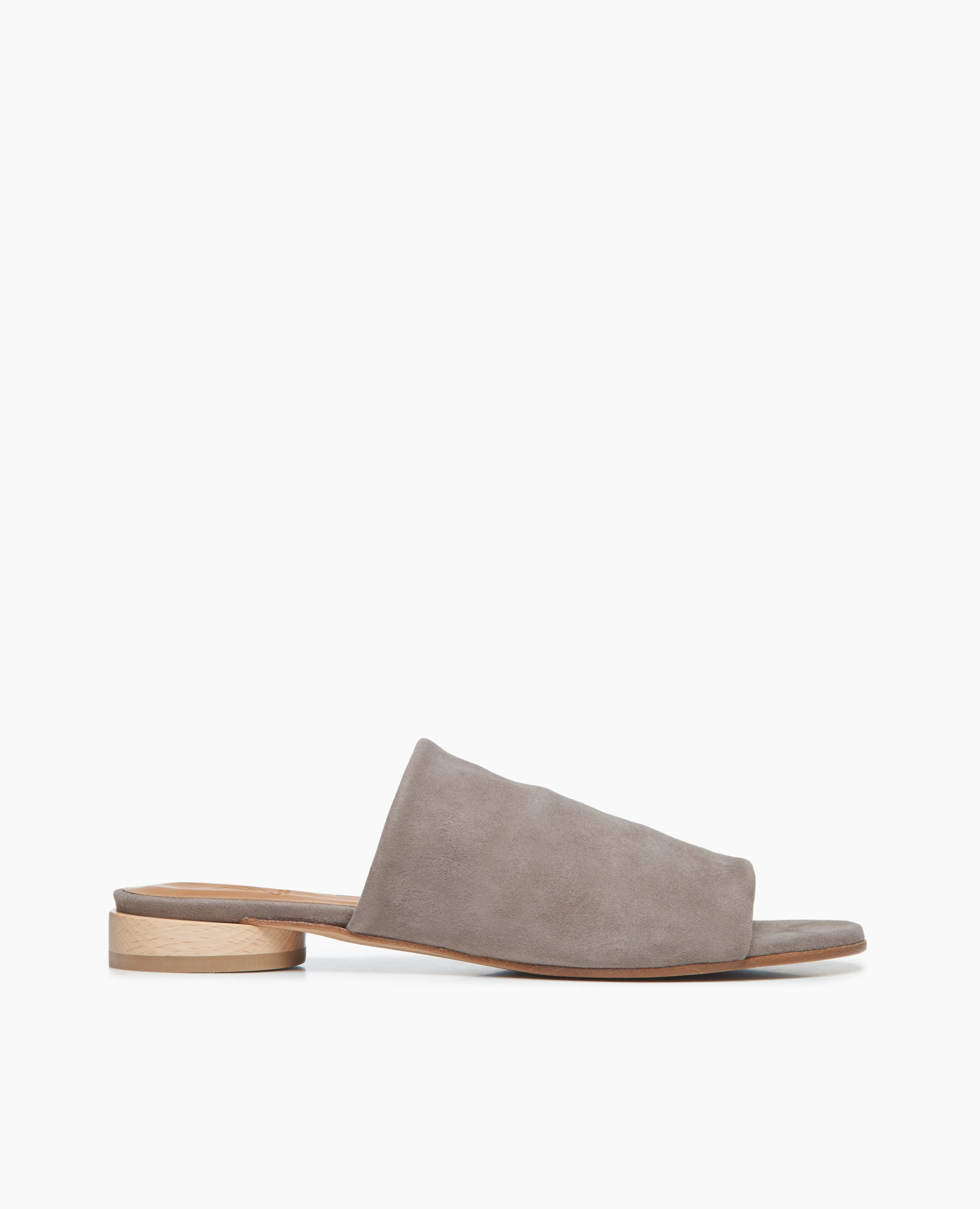 Court Sandal