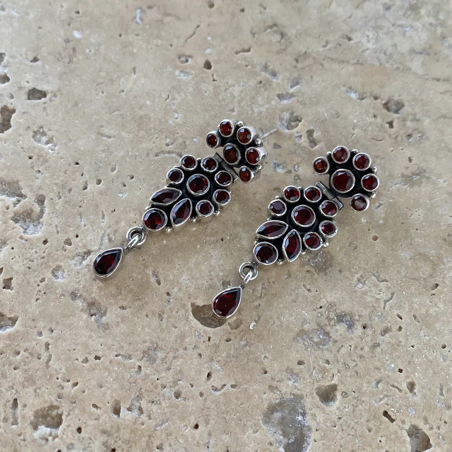 Garnet Earrings - Buti