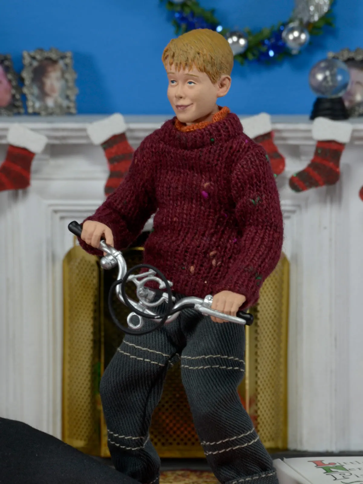 Kevin McCallister - 8 Scale Clothed Action Figure - Home Alone - NECA Collectibles