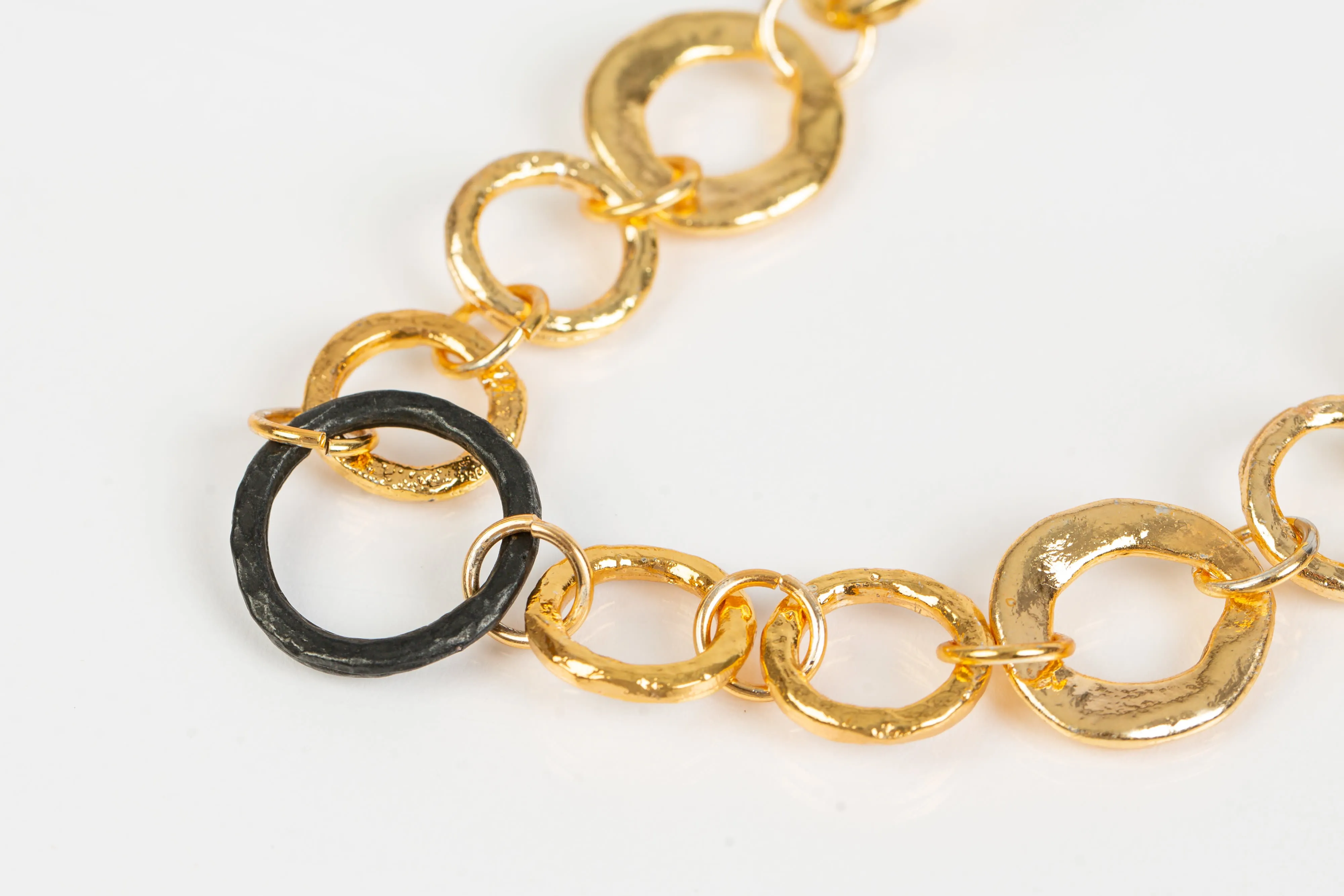 Naylah Necklace (Signature Gold & Black Link Chain Details)