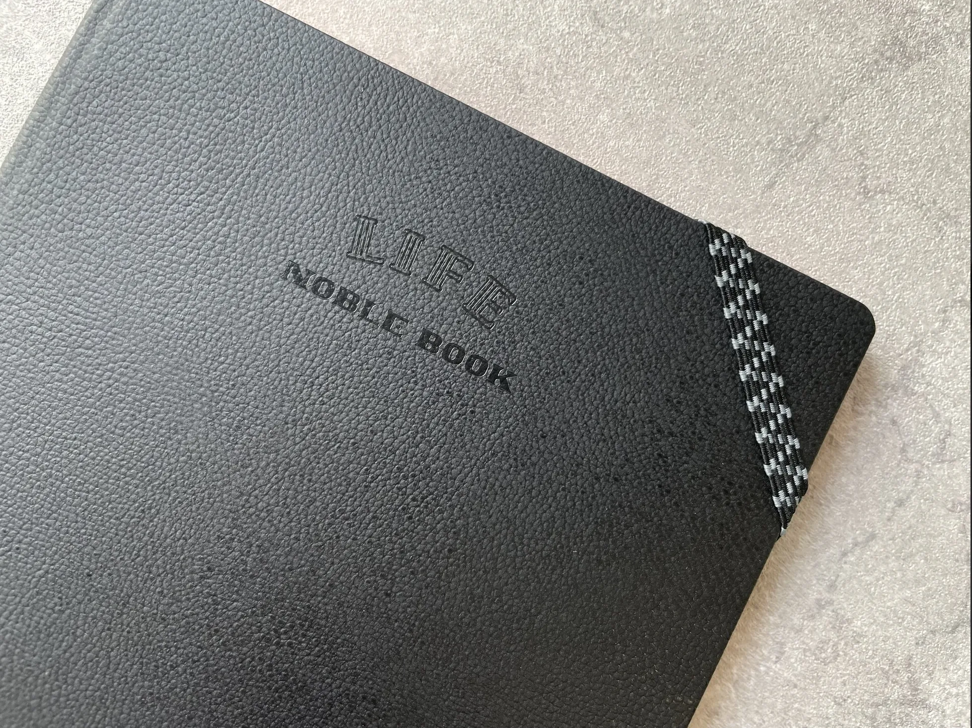 Noble :: Hardcover Notebook, A5 Grid