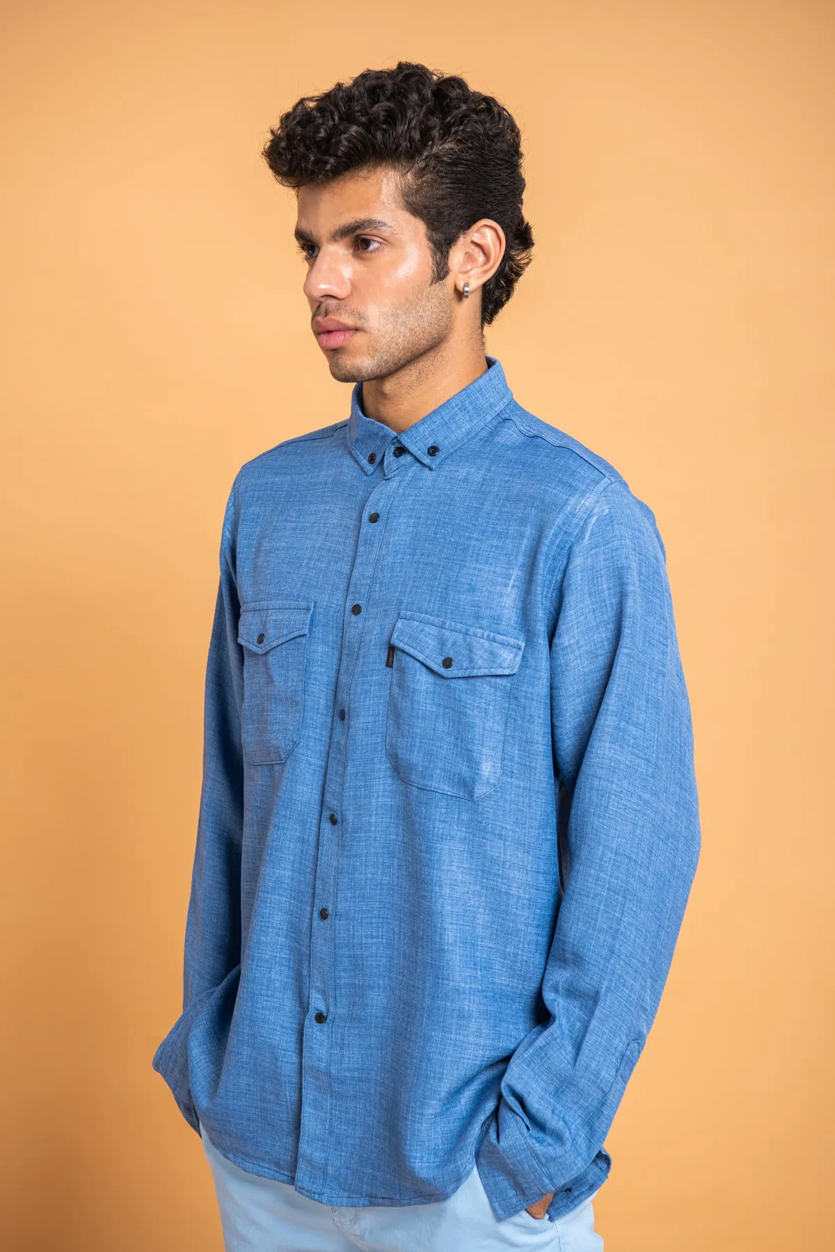 PATCH POCKET BUTTON DOWN SHIRT