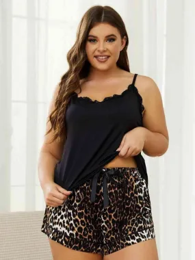 Plus-Size-Pyjama-Set mit Spitzenbesatz, U-Ausschnitt und bedruckten Shorts